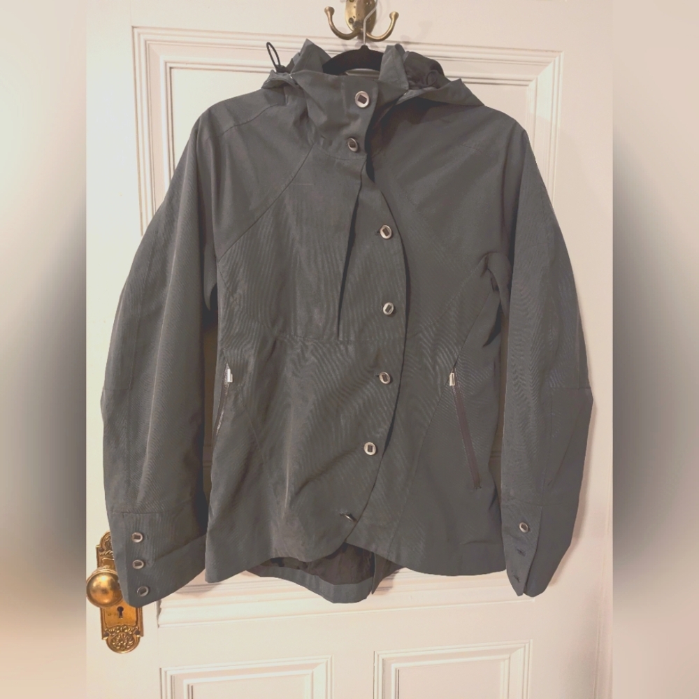 M Beautiful Gray Nau Women's Jacket